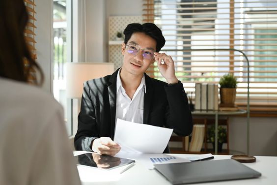 5 Pertanyaan yang Tidak Pernah Dilewatkan HR Saat Wawancara Kerja