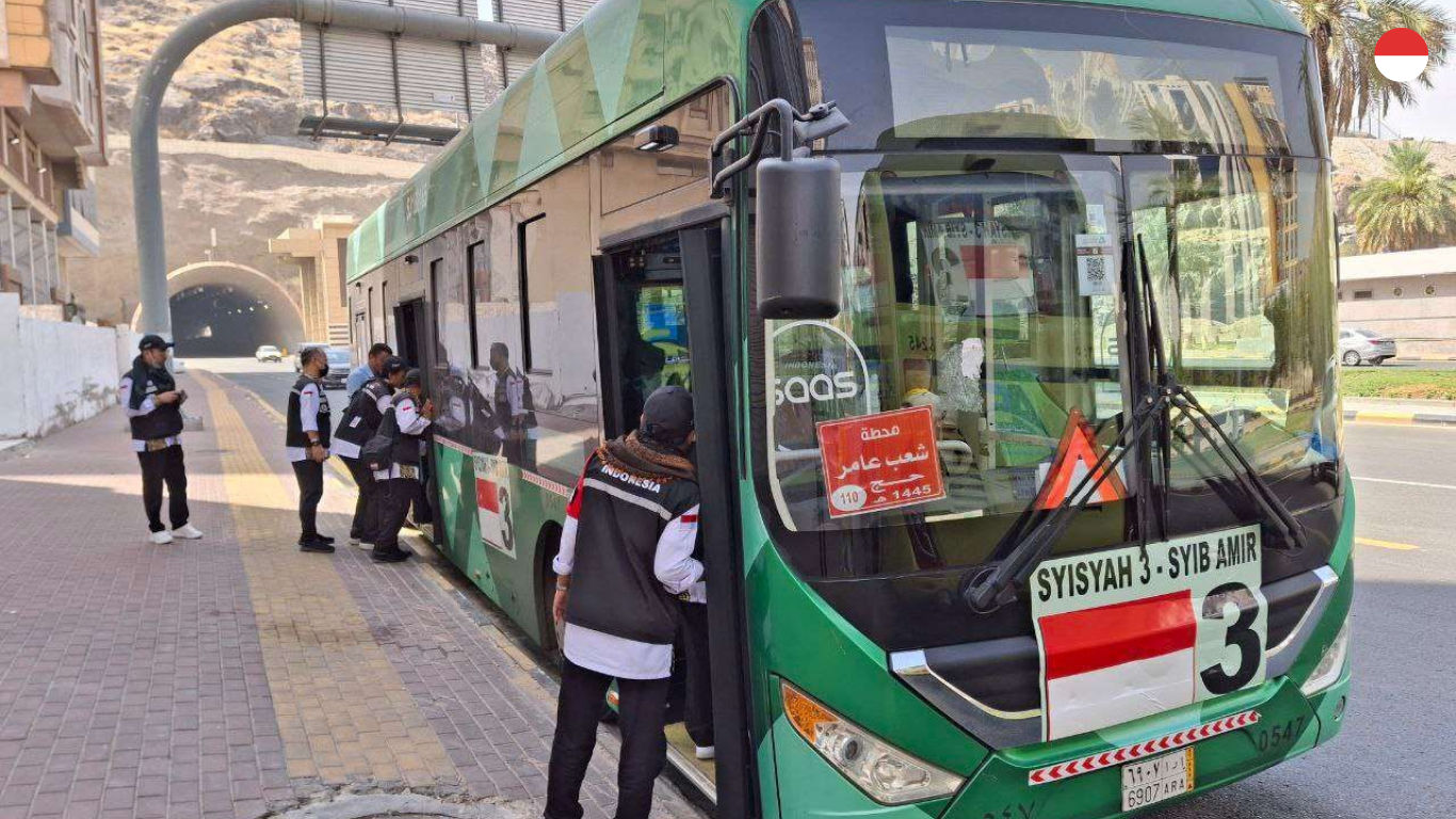 Padatnya Syib Amir, Jemaah Haji Harus Rela Antre