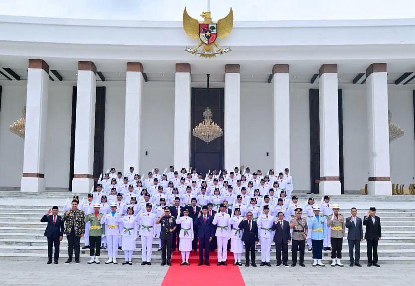 Polemik Pakaian Paskibraka: Bagaimana Dasar Hukum Negara dan Hukum Islam?