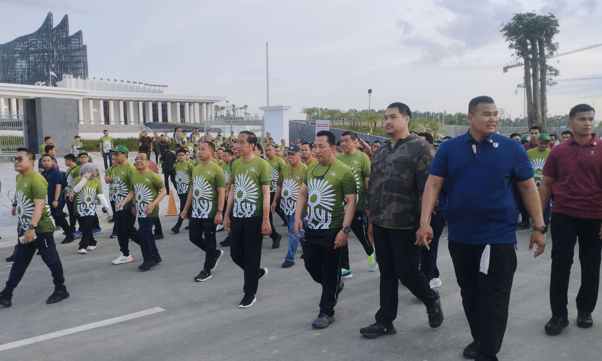HUT TNI di IKN, Presiden Lepas Ribuan Pelari