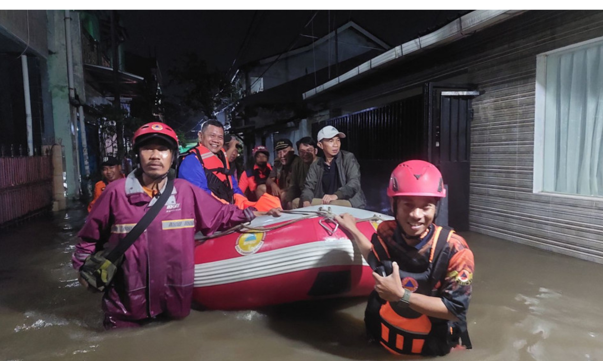 Banjir Melanda Beberapa Wilayah di Tangerang Selatan, 11 November 2024: Dampak dan Antisipasi