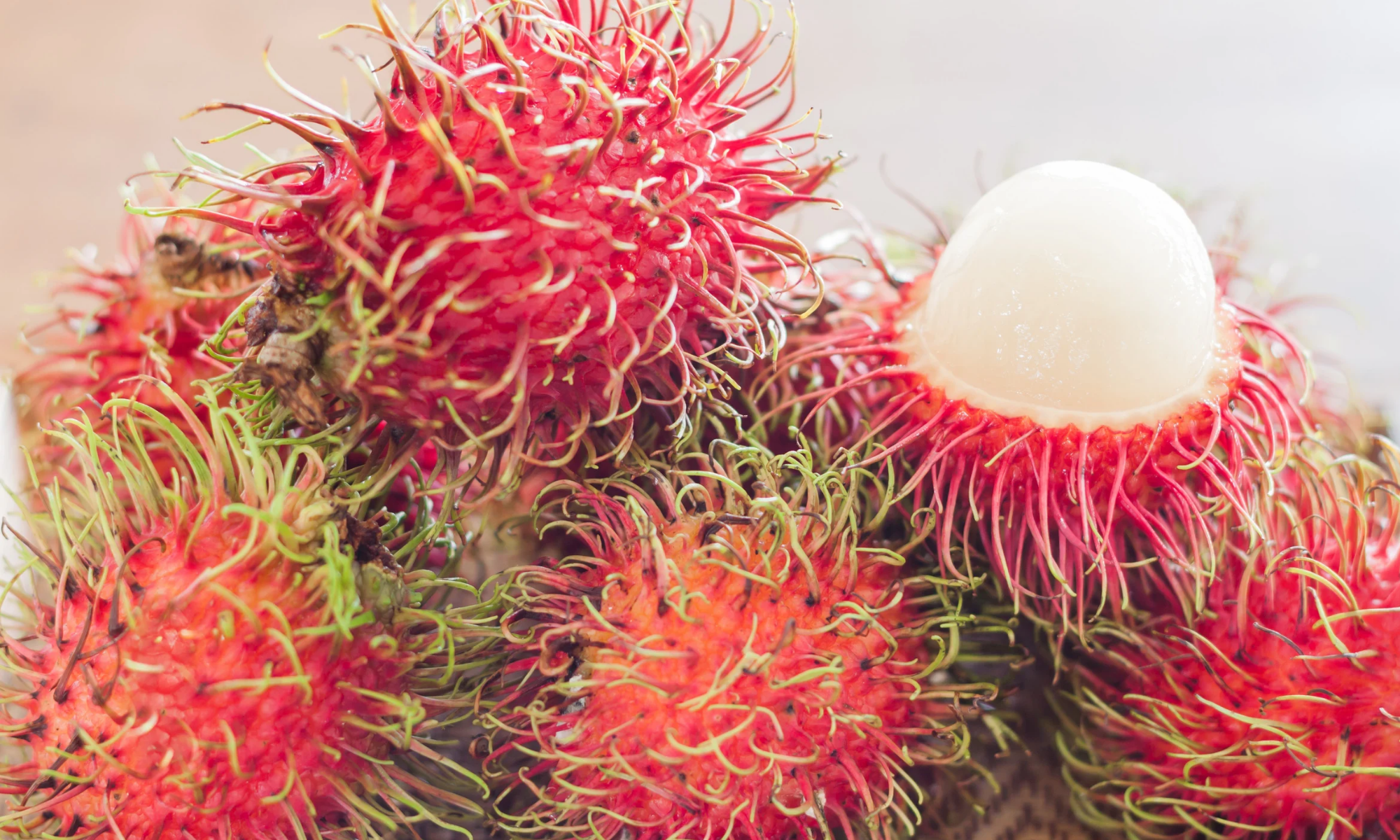 10 Manfaat Tersembunyi di Balik Buah Rambutan