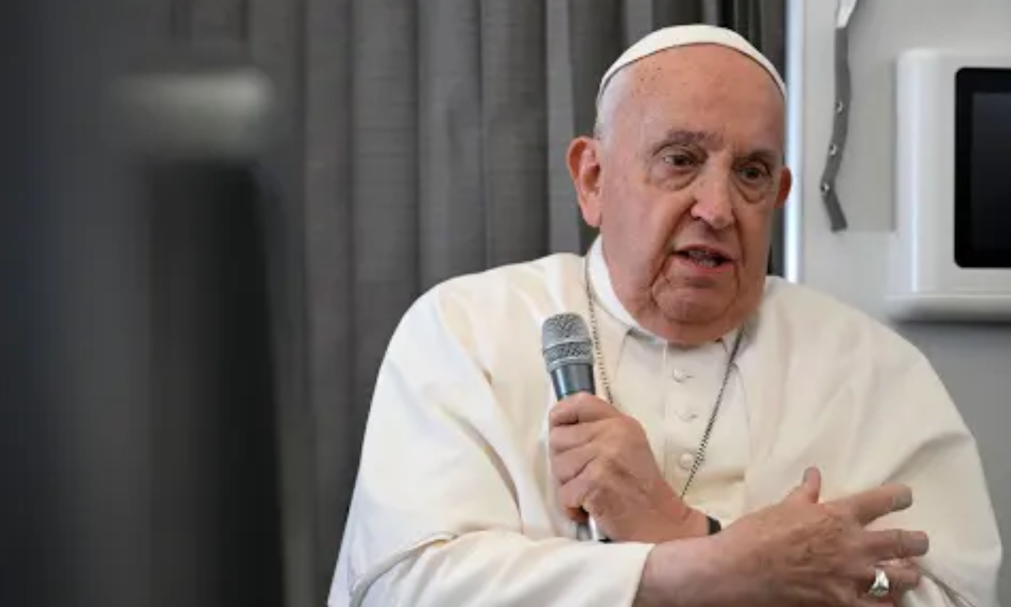 2025 Mobil Mendiang Paus Fransiskus Kini Jadi Klinik Keliling untuk Anak-Anak Gaza