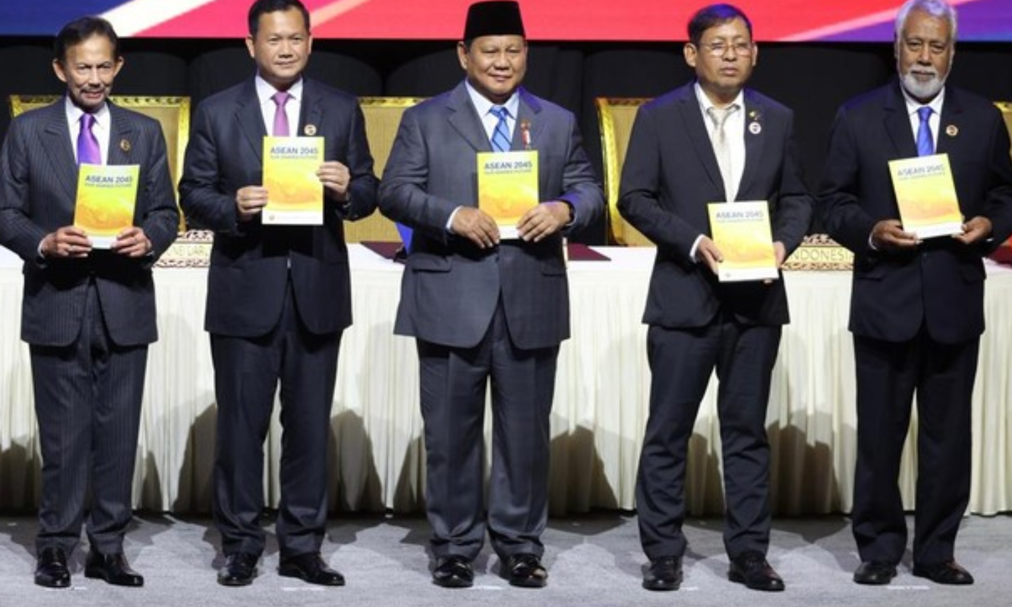 8 Komitmen Penting Prabowo dan Pemimpin ASEAN di KTT 2025: Visi 2045 Jadi Sorotan