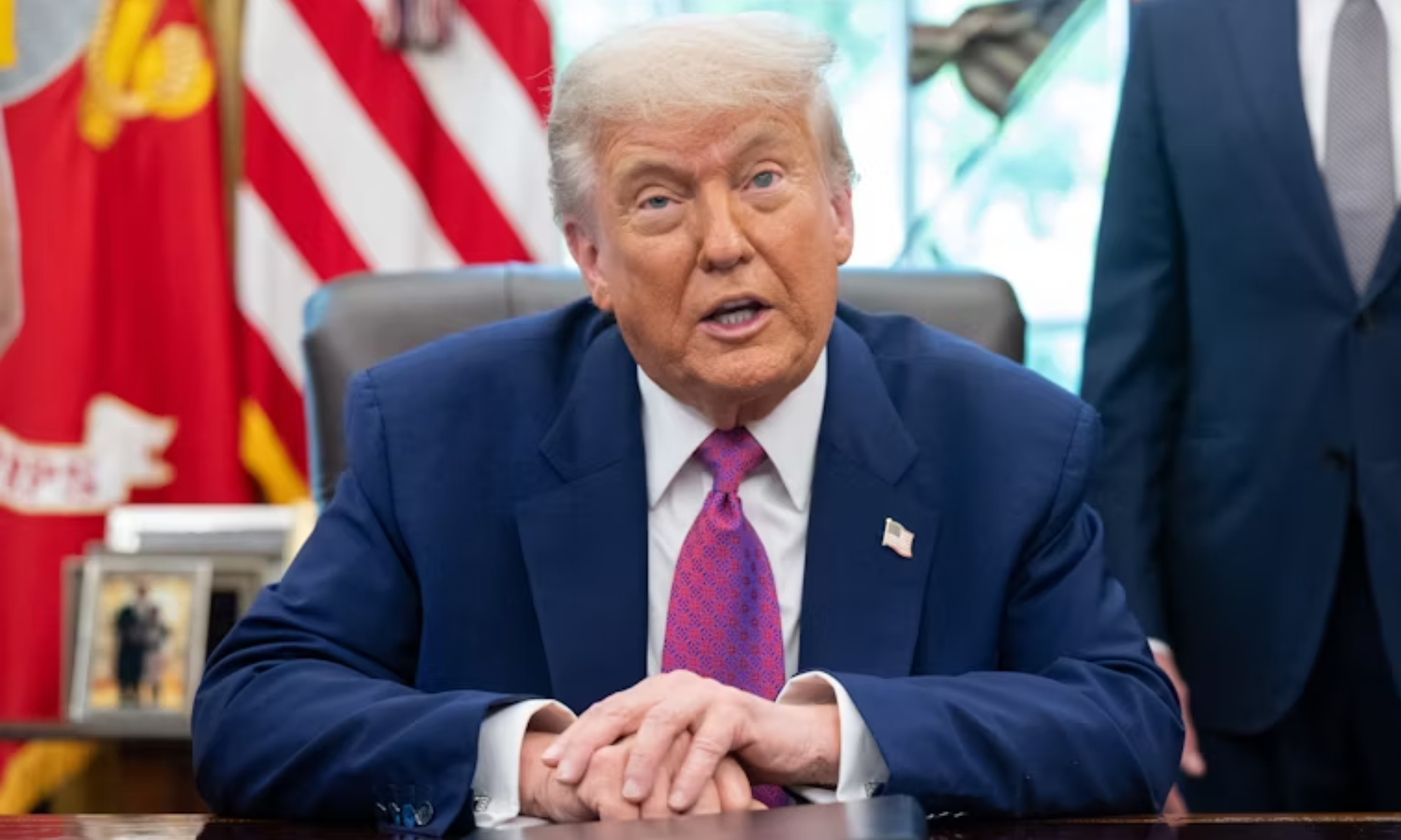 Trump Desak Iran Usai Serangan Israel: Kesempatan Nuklir ke-2