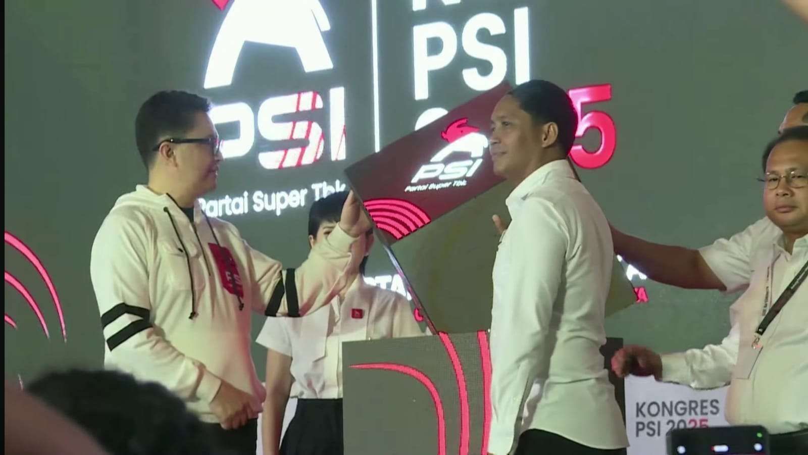 Presiden Prabowo Tutup Kongres PSI di Solo: Momen Strategis Politik Nasional