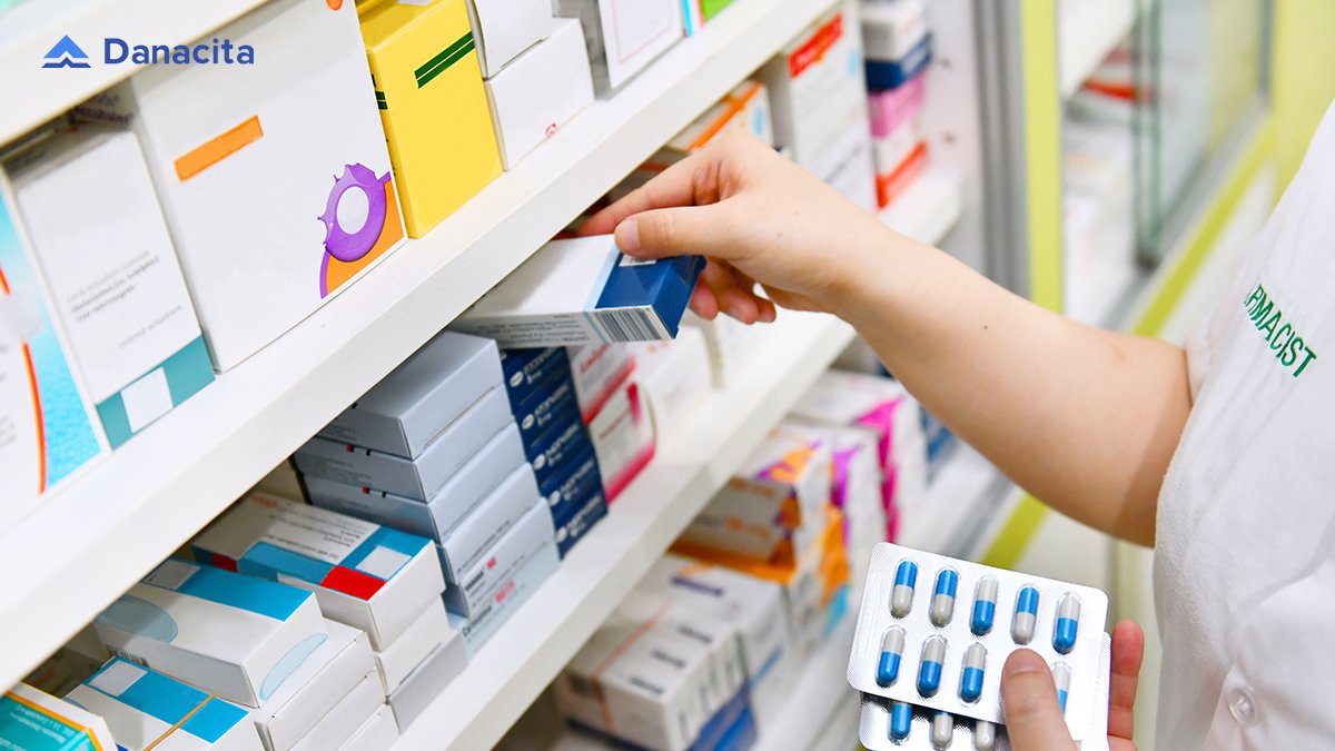 Prospek Kerja Mahasiswa Farmasi di Tahun 2025: Peluang Karier Kian Terbuka Lebar