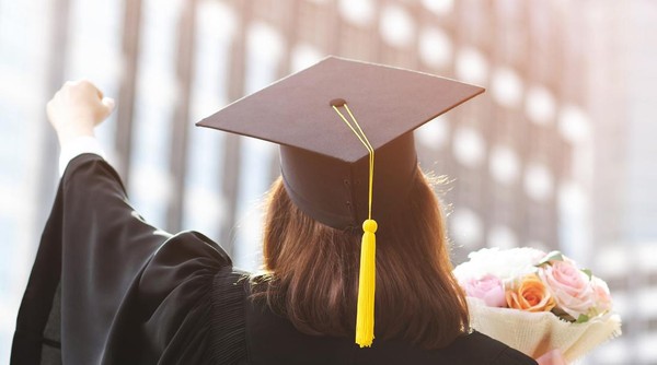 Ingin Naik Level? Ini 7 Alasan Kuat Kenapa Kamu Perlu Kuliah S2