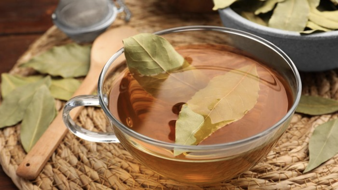 5 Aturan Minum Rebusan Daun Salam & Manfaat Ajaib untuk Kesehatan