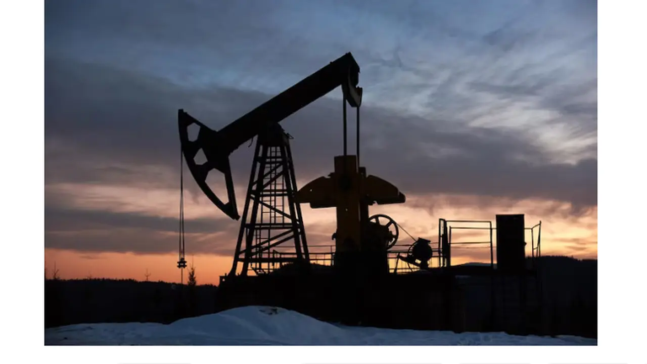 Harga Minyak Naik Tipis ke USD 64,63, Pasar Tunggu Keputusan OPEC+