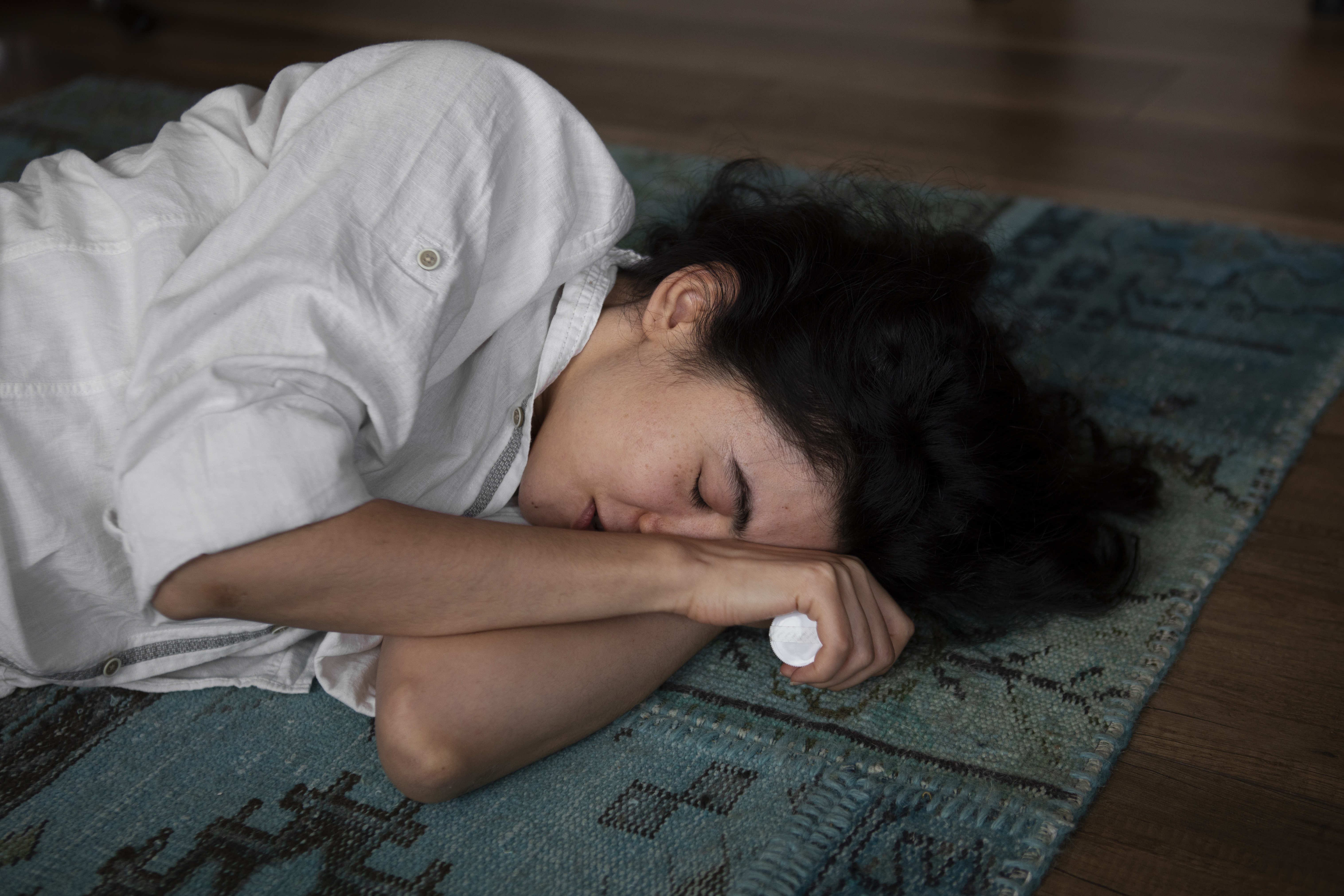 7 Kebiasaan Tidur yang Picu Perdarahan Otak dan Risiko Stroke-Demensia di Usia Muda