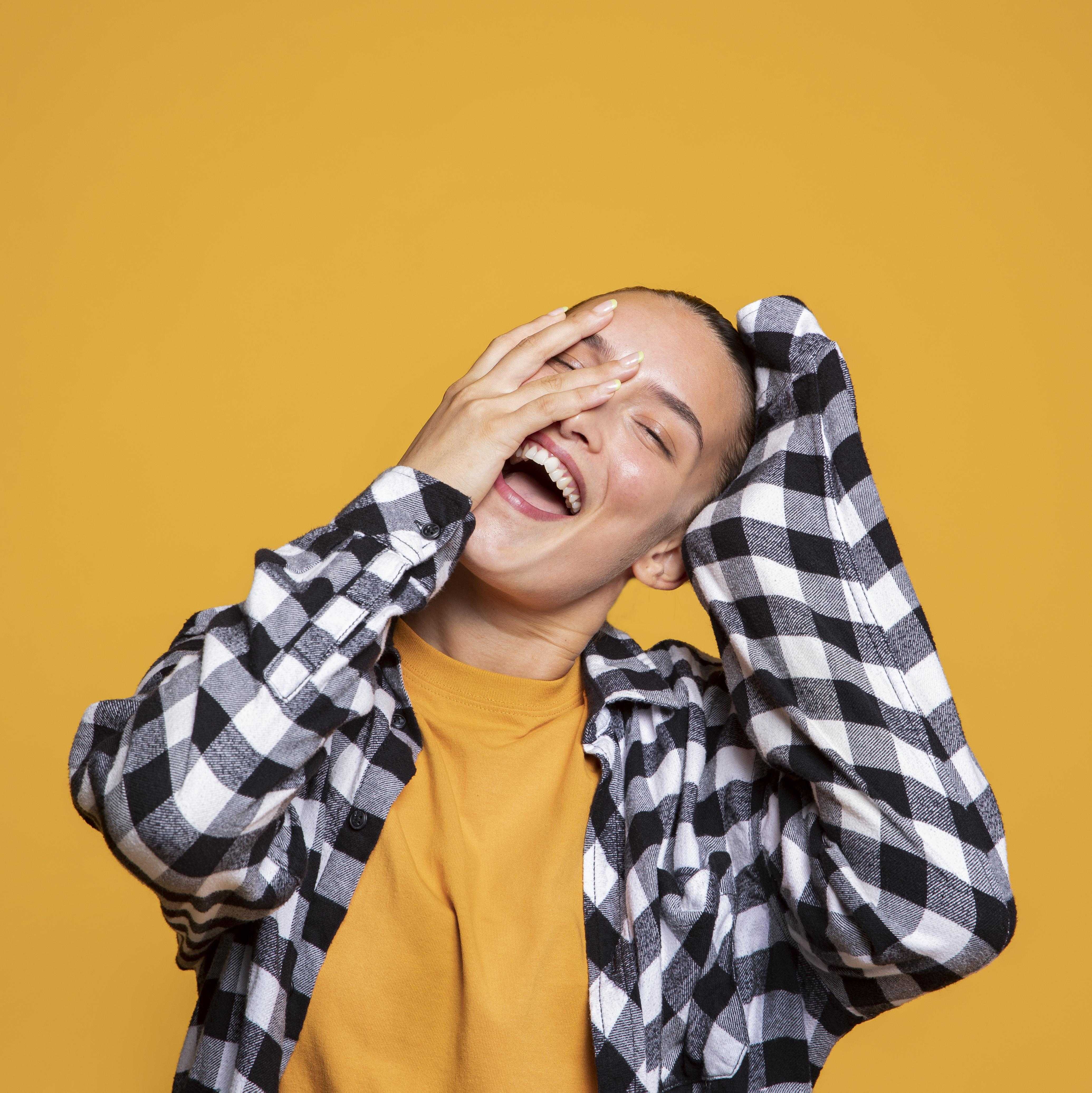 Tertawa Tanpa Sebab Sejak Bayi, Wanita Ini Idap Gangguan Otak Langka